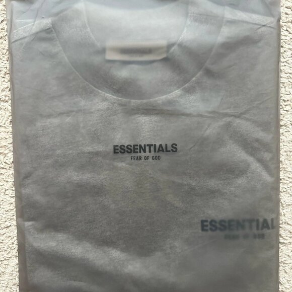 FEAR OF GOD ESSENTIALS Tee SS22 Dark Oatmeal - Men's Size Small - Picture 5 of 5